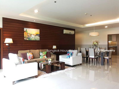 Piyathip Place, Bangkok, Thailand Piyathip Place, Bangkok, Thailand