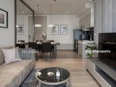 Park Origin Phrom Phong, Bangkok, Thailand Park Origin Phrom Phong, Bangkok, Thailand