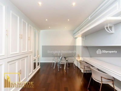 Townhouse in Compound, Bangkok, Thailand Townhouse in Compound, Bangkok, Thailand