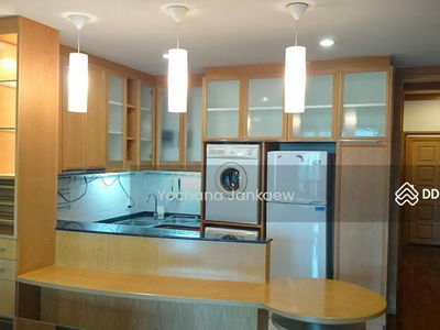 President Place, Bangkok, Thailand President Place, Bangkok, Thailand