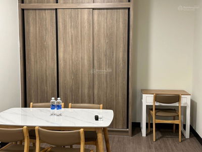 De La Sol, Vietnam De La Sol, Vietnam