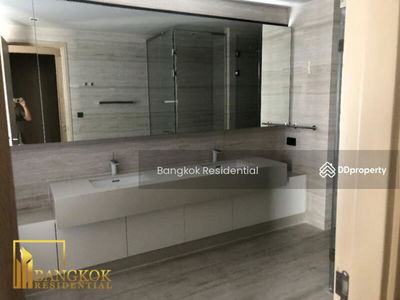 House in Compound, Bangkok, Thailand House in Compound, Bangkok, Thailand