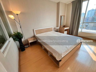 Life @ Sukhumvit 65, Bangkok, Thailand Life @ Sukhumvit 65, Bangkok, Thailand