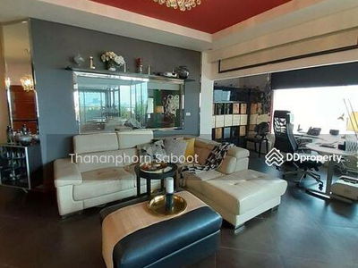 Country Complex Bangna, Bangkok, Thailand Country Complex Bangna, Bangkok, Thailand