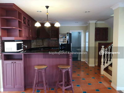 10260, Bangkok, Thailand 10260, Bangkok, Thailand