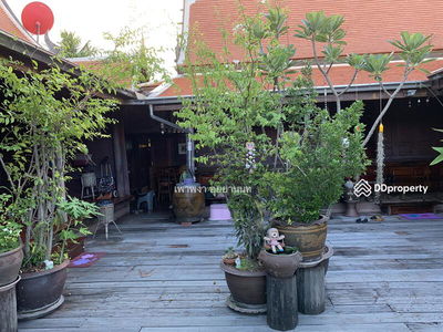 Traditional Thai house at Klong Bangkoknoi, Bangyai Nonthaburi, Nonthaburi, Thailand Traditional Thai house at Klong Bangkoknoi, Bangyai Nonthaburi, Nonthaburi, Thailand