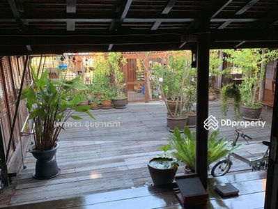 Traditional Thai house at Klong Bangkoknoi, Bangyai Nonthaburi, Nonthaburi, Thailand Traditional Thai house at Klong Bangkoknoi, Bangyai Nonthaburi, Nonthaburi, Thailand