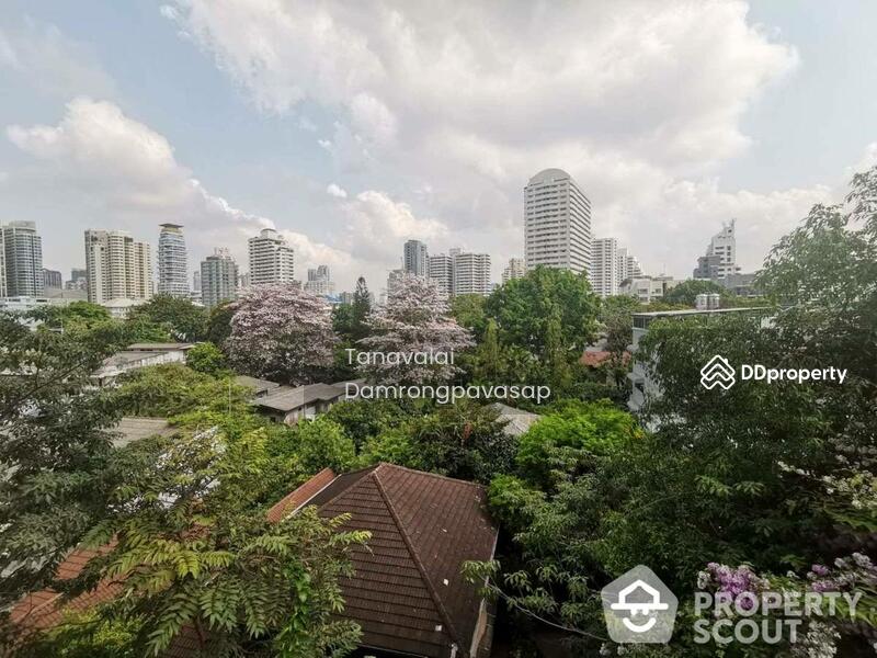 LIV@49, Bangkok, Thailand LIV@49, Bangkok, Thailand