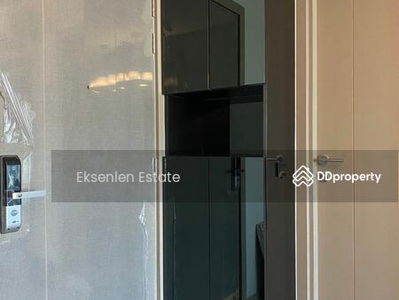 Life Asoke-Rama 9, Bangkok, Thailand Life Asoke-Rama 9, Bangkok, Thailand