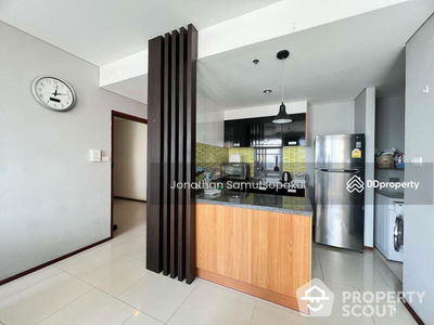 Proud Villa Sathorn-Charoenrat, Bangkok, Thailand Proud Villa Sathorn-Charoenrat, Bangkok, Thailand