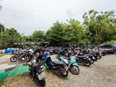 Soi Bangna-Trad 28, Bangkok, Thailand Soi Bangna-Trad 28, Bangkok, Thailand