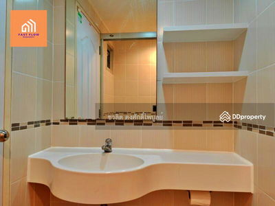 Lumpini Ville Prachachuen-Phongphet, Nonthaburi, Thailand Lumpini Ville Prachachuen-Phongphet, Nonthaburi, Thailand