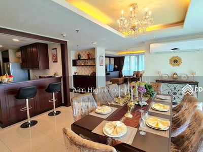 Piyathip Place, Bangkok, Thailand Piyathip Place, Bangkok, Thailand