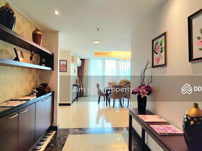 Piyathip Place, Bangkok, Thailand Piyathip Place, Bangkok, Thailand