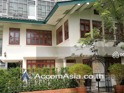 Private Swimming Pool | 4 Bedrooms House For Rent in Sathorn, BangkokAA27817, Bangkok, Thailand Private Swimming Pool | 4 Bedrooms House For Rent in Sathorn, BangkokAA27817, Bangkok, Thailand