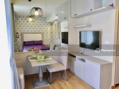 The Editor Vertical Village Sapankwai, Bangkok, Thailand The Editor Vertical Village Sapankwai, Bangkok, Thailand