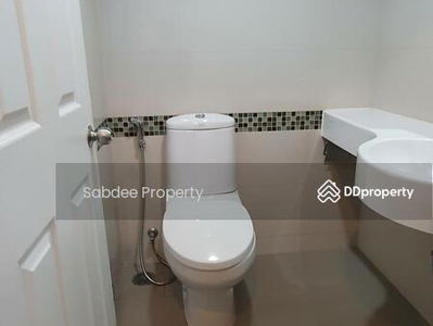 Lumpini Park Riverside Rama 3, Bangkok, Thailand Lumpini Park Riverside Rama 3, Bangkok, Thailand