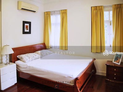 Sukhumvit 33, Bangkok, Thailand Sukhumvit 33, Bangkok, Thailand