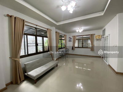 Single house for rent, Golden Village, Wang Hin, Sriracha, Chon Buri., Thailand Single house for rent, Golden Village, Wang Hin, Sriracha, Chon Buri., Thailand