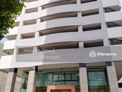 Sukhumvit Park, Bangkok, Thailand Sukhumvit Park, Bangkok, Thailand