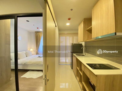 Chewathai Pinklao, Bangkok, Thailand Chewathai Pinklao, Bangkok, Thailand