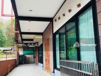 Single house in Bang Phra, near Central Sriracha, Chon Buri, Thailand Single house in Bang Phra, near Central Sriracha, Chon Buri, Thailand