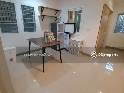 Pracha Uthit 54, Bangkok, Thailand Pracha Uthit 54, Bangkok, Thailand