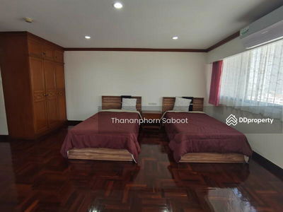 Rishi Court, Bangkok, Thailand Rishi Court, Bangkok, Thailand