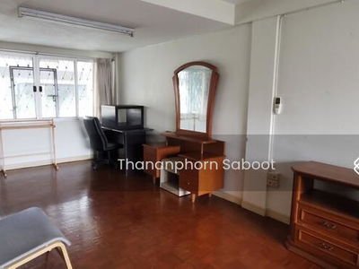 4-Bedroom House, Bangkok, Thailand 4-Bedroom House, Bangkok, Thailand