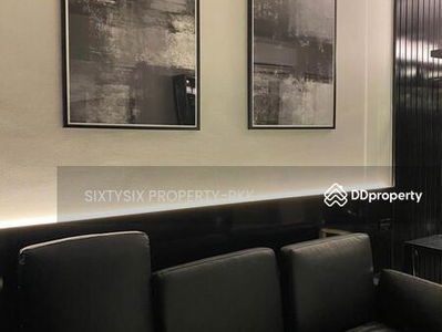 Life Asoke-Rama 9, Bangkok, Thailand Life Asoke-Rama 9, Bangkok, Thailand