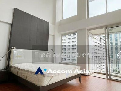 Langsuan Ville, Bangkok, Thailand Langsuan Ville, Bangkok, Thailand