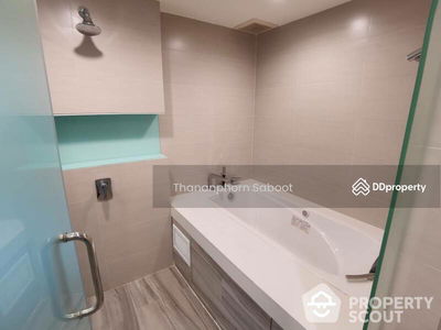 Spacious 2-Bedroom Townhouse, Bangkok, Thailand Spacious 2-Bedroom Townhouse, Bangkok, Thailand