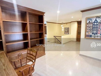 Promsak Mansion, Bangkok, Thailand Promsak Mansion, Bangkok, Thailand