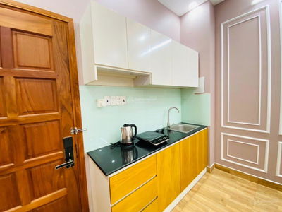 Hoang Hoa Tham Street, Vietnam Hoang Hoa Tham Street, Vietnam