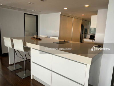 Somkid Gardens, Bangkok, Thailand Somkid Gardens, Bangkok, Thailand