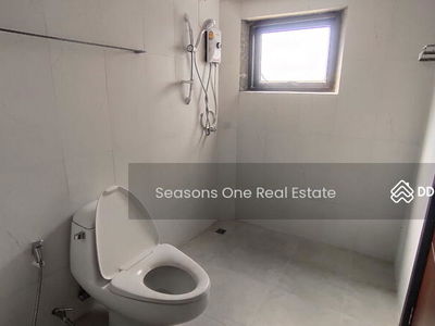 Big Condo for rent 2 bedrooms size 248 sqm. in Asoke area, Bangkok, Thailand Big Condo for rent 2 bedrooms size 248 sqm. in Asoke area, Bangkok, Thailand