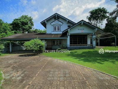 Housing in Kathu, Thailand Housing in Kathu, Thailand