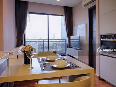 Ivy Ampio, Bangkok, Thailand Ivy Ampio, Bangkok, Thailand