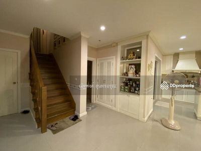 Central Chaengwattana, Big C Major Pak Kret, Muang Thong Thani, Nonthaburi, Thailand Central Chaengwattana, Big C Major Pak Kret, Muang Thong Thani, Nonthaburi, Thailand