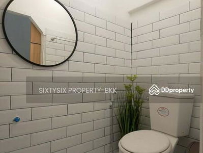 Townhouse for Rent, Bangkok, Thailand Townhouse for Rent, Bangkok, Thailand