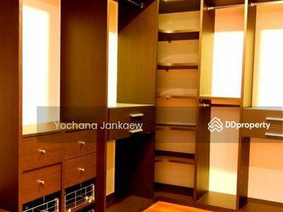 House with Swimming Pool in Sukhumvit, Bangkok, Thailand House with Swimming Pool in Sukhumvit, Bangkok, Thailand