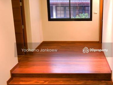 House with Swimming Pool in Sukhumvit, Bangkok, Thailand House with Swimming Pool in Sukhumvit, Bangkok, Thailand