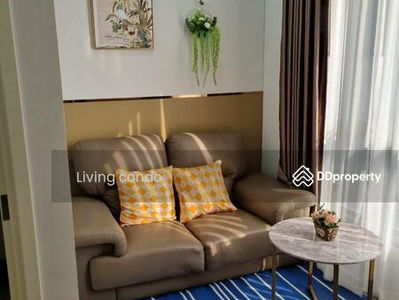 The Tree Pattanakarn-Ekkamai, Bangkok, Thailand The Tree Pattanakarn-Ekkamai, Bangkok, Thailand