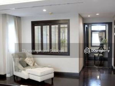 Spacious 4-Bedroom House, Bangkok, Thailand Spacious 4-Bedroom House, Bangkok, Thailand