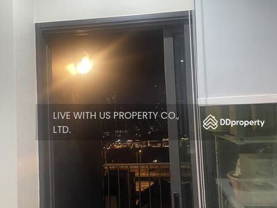 Life Asoke-Rama 9, Bangkok, Thailand Life Asoke-Rama 9, Bangkok, Thailand