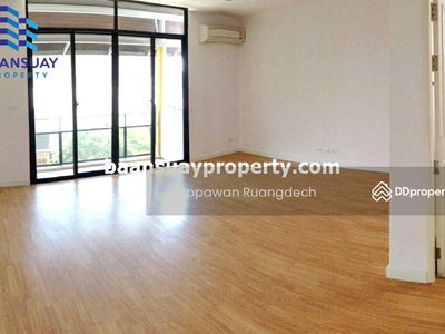 For rent, 4-story townhome, Sathu Pradit Road. Near Central Rama 3, Bangkok, Thailand For rent, 4-story townhome, Sathu Pradit Road. Near Central Rama 3, Bangkok, Thailand