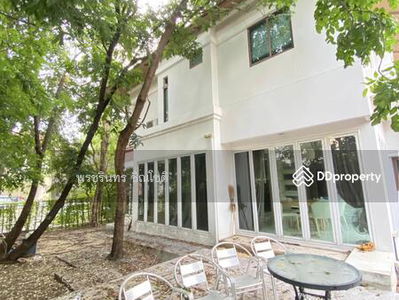 Setthasiri Chaengwattana-Prachachuen, Nonthaburi, Thailand Setthasiri Chaengwattana-Prachachuen, Nonthaburi, Thailand