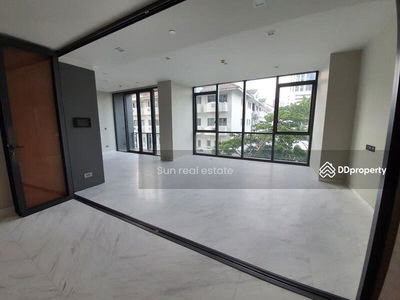 The Monument Thonglor, Bangkok, Thailand The Monument Thonglor, Bangkok, Thailand