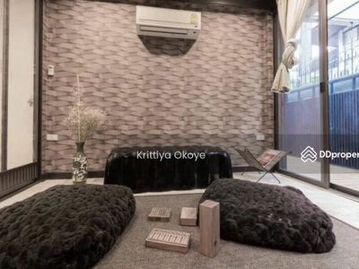 10110, Bangkok, Thailand 10110, Bangkok, Thailand