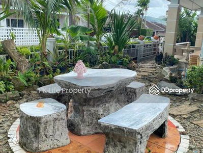 Housing in Ban Ratsada, Thailand Housing in Ban Ratsada, Thailand